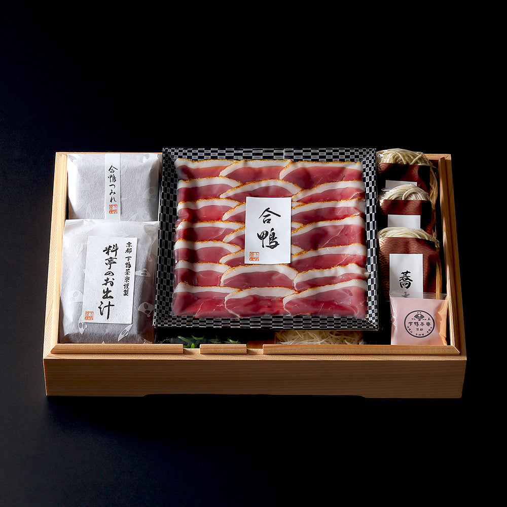 【本店】特製和おせち 二段+合鴨鍋
